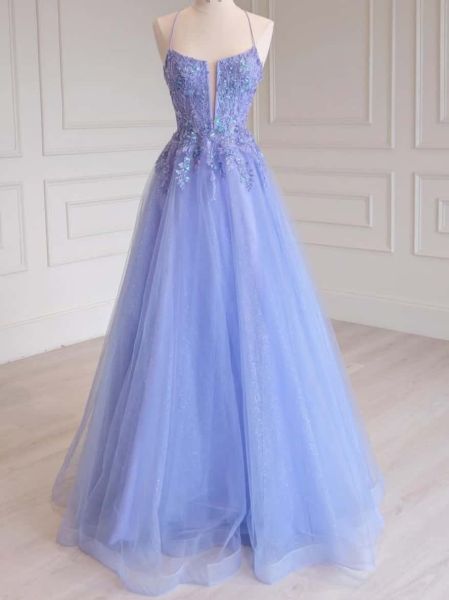 Dreamy lavender prom dress with a magical, feminine silhouette for a special night.